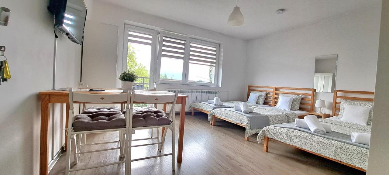 Pokoje I Apartamenty Na Szkolnej زاتور المظهر الخارجي الصورة
